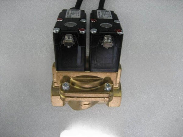 140471296 Клапан дозирующий магнитный золотниковый 3/4", 230 V (2 магнита) для ТРК 397 (Gilbarco)